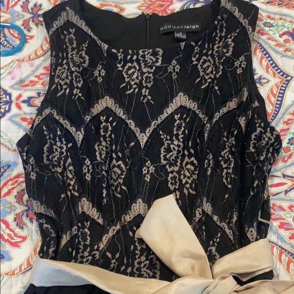 Madison Leigh dress - Picture 2 of 4